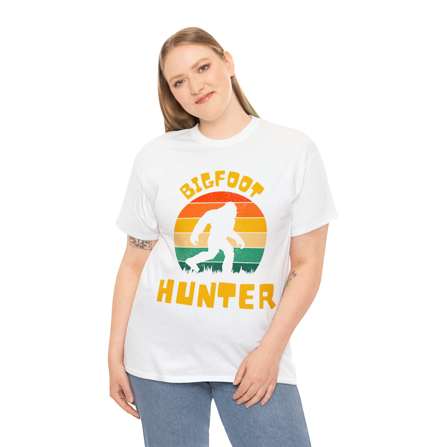 Unisex Bigfoot hunter Heavy Cotton Tee