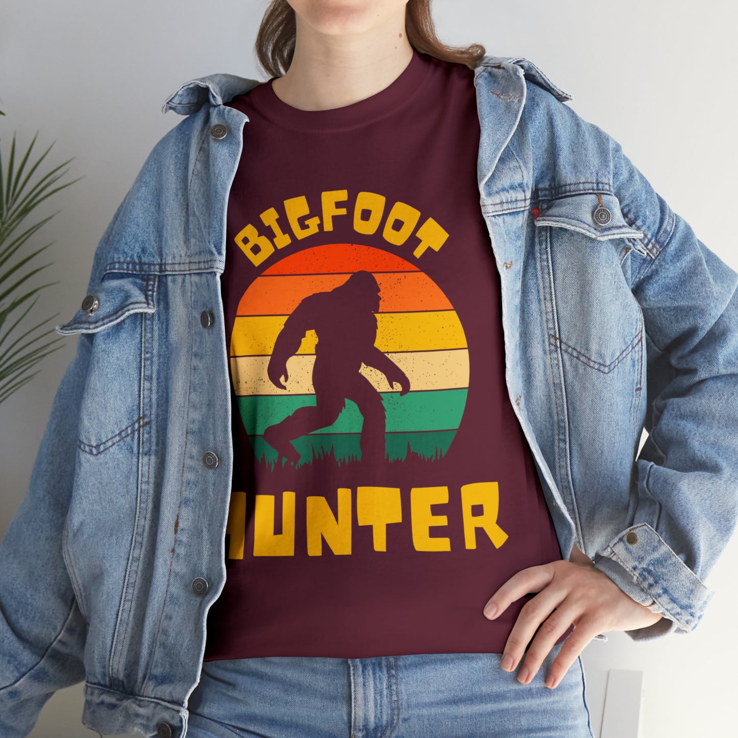 Unisex Bigfoot hunter Heavy Cotton Tee